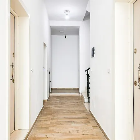 Apartment Comfort 1121 Golem (Tirana)