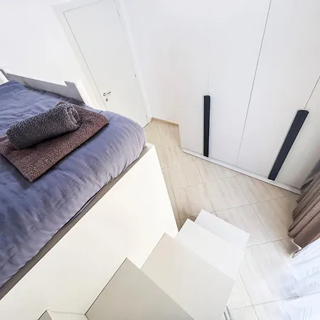 Comfort 1121 Apartment *